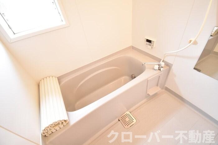 物件内観写真5　(浴室)