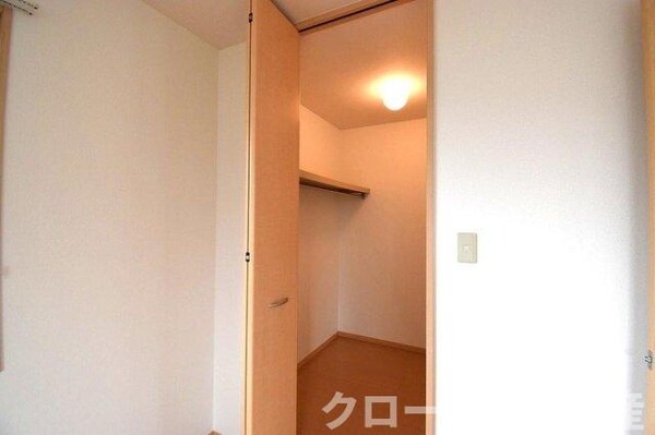 収納(ウォークインクローゼット)