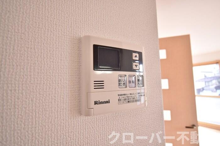 物件内観写真15　(追い焚き給湯)