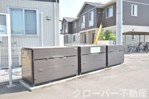 建物設備(ゴミ庫)