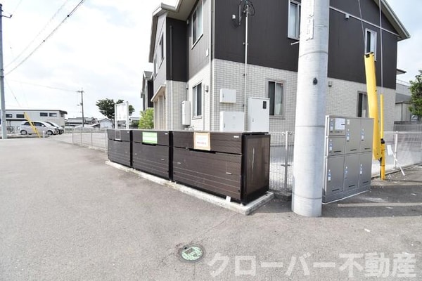 建物設備(ゴミ庫)