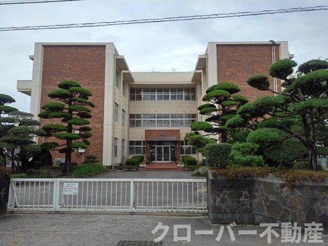 物件外観写真5　(観音寺市立一ノ谷小学校まで1500m)