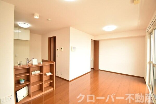 居室(ＬＤＫ１３帖)