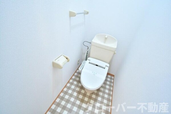 トイレ(温水洗浄暖房便座)