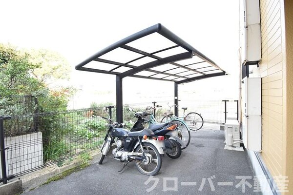 建物設備(駐輪場)