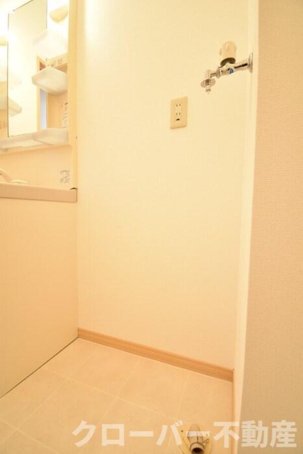 建物設備(室内洗濯機置場)