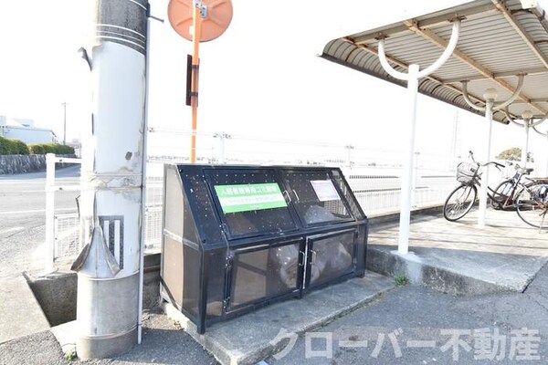 ゴミ置き場