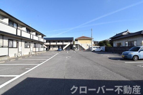 駐車場(駐車場)