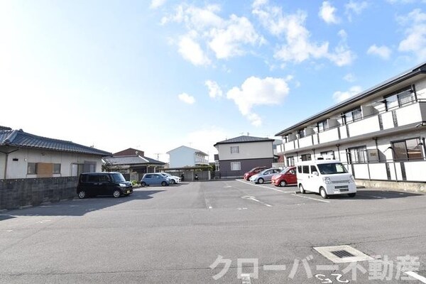 駐車場(駐車場)