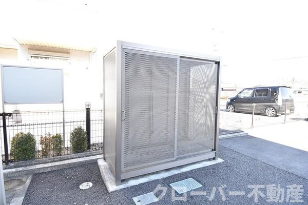 建物設備(ゴミ庫)