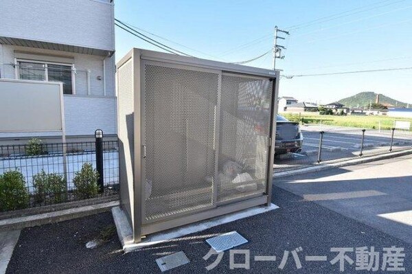 その他(ごみ庫)