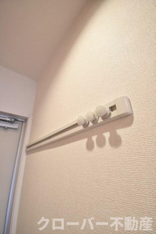 内装他(ハングバー)