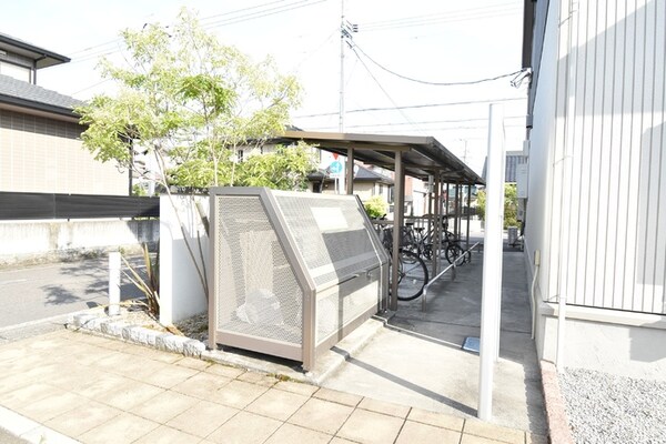 ゴミ庫
