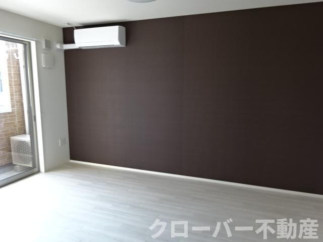 物件内観写真11　(リビング)