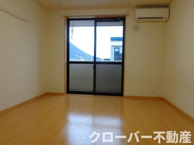 物件内観写真8　(洋室)