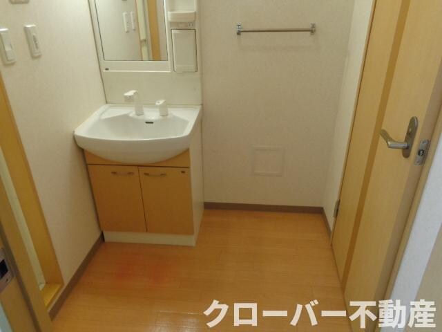 物件内観写真15　(トイレ)