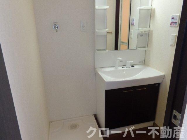 物件内観写真7　(洗髪洗面化粧台)