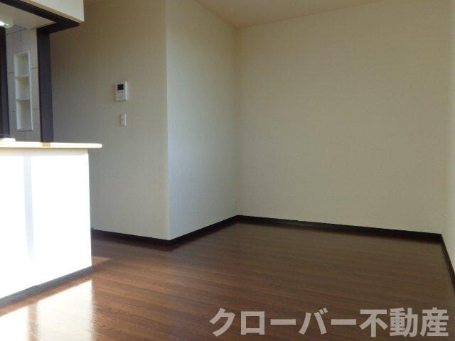 物件内観写真12　(リビング)