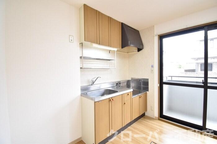 物件内観写真8　(キッチン)