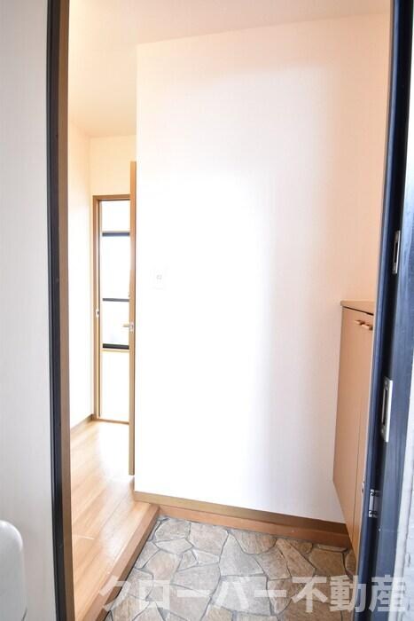 物件内観写真15　(玄関)