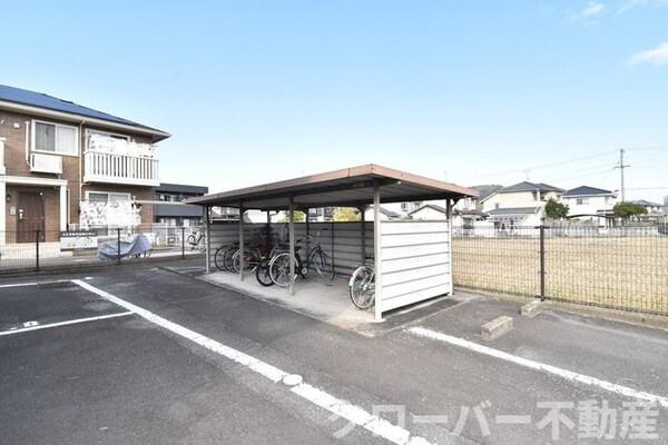 建物設備(駐輪場)