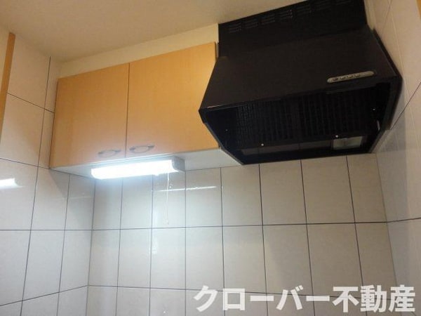 キッチン(キッチン上収納)