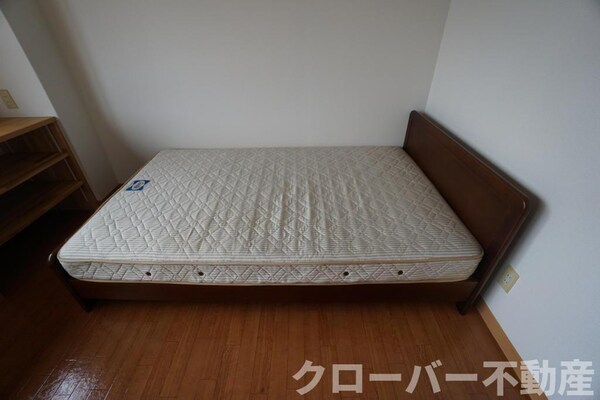 内装他