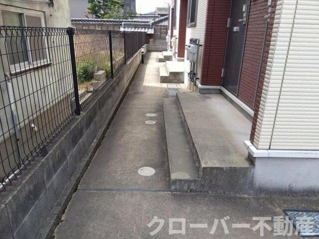 物件外観写真5　