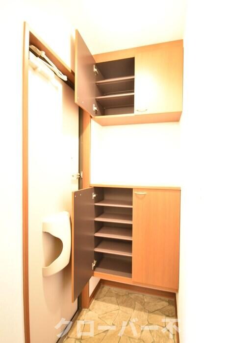 物件内観写真12　(シューズボックス（カウンタータイプ）)