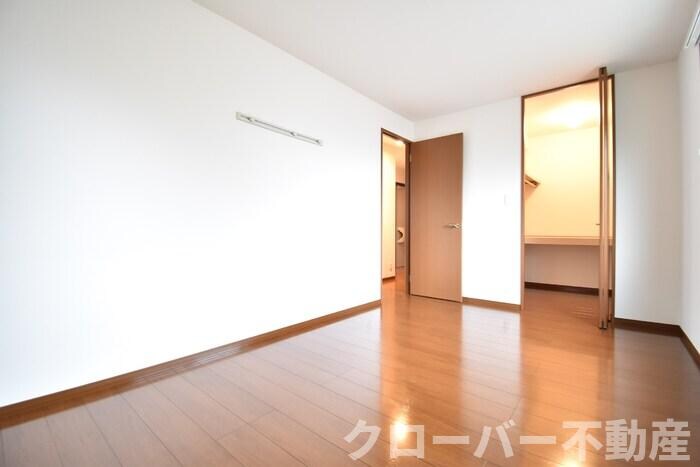 物件内観写真19　(洋室７．５帖)