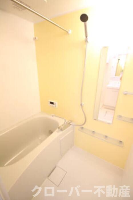 物件内観写真7　(浴室)