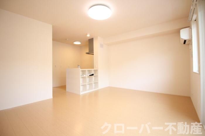 物件内観写真15　(LDK（エアコン・LED照明付）)
