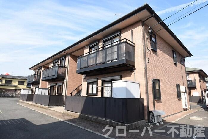 物件外観写真1　(Ｅ棟)