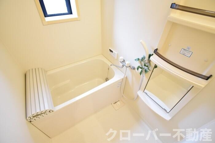 物件内観写真6　(浴室)