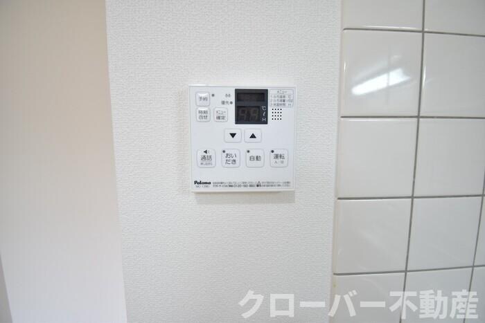 物件内観写真15　(追い焚き給湯)