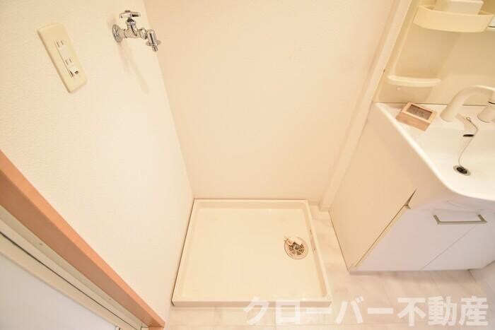 物件内観写真18　(室内洗濯機置場)