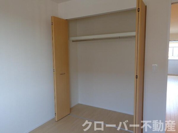 収納(洋室のクローゼット)