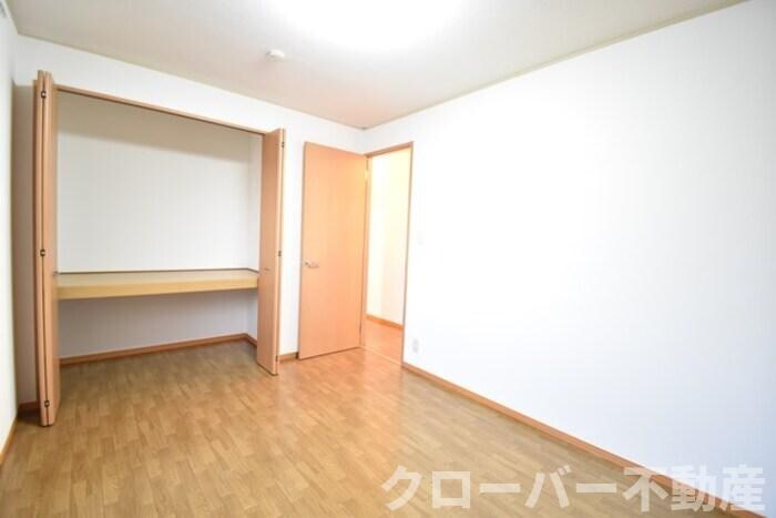 物件内観写真9　(北洋室６帖)