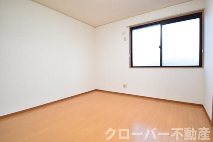 物件内観写真12　(南洋室７帖)