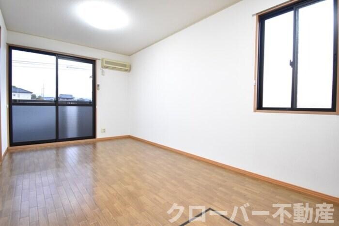 物件内観写真13　(ＤＫ９帖)