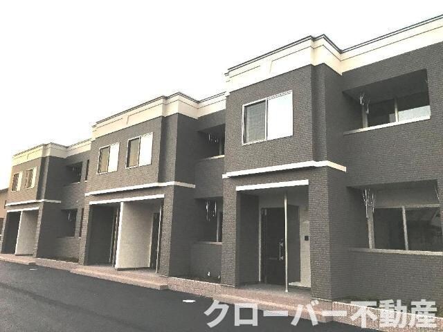 物件外観写真2　(外観写真（昼）)