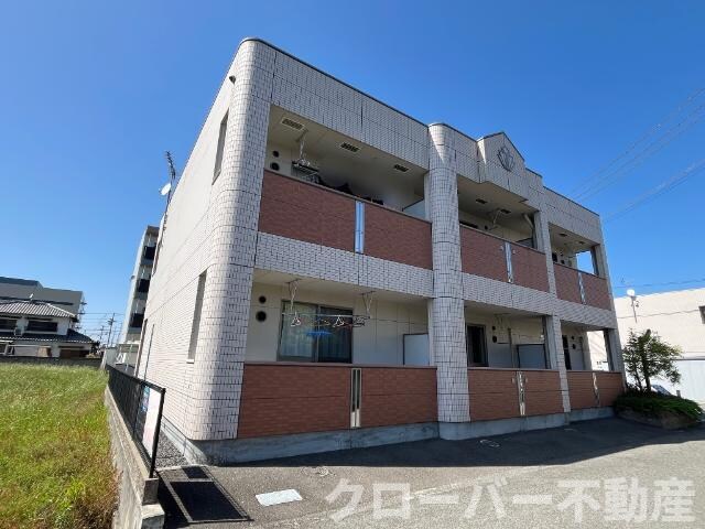 物件外観写真1　(外観写真（昼）)