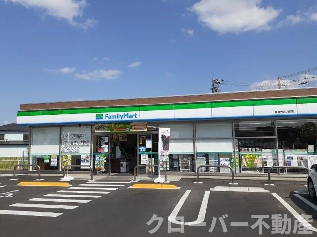 物件外観写真3　(ファミリーマート善通寺宮ノ前店まで750m)