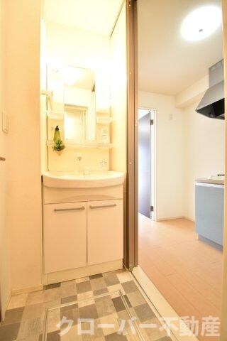 物件内観写真7　(洗髪洗面化粧台)