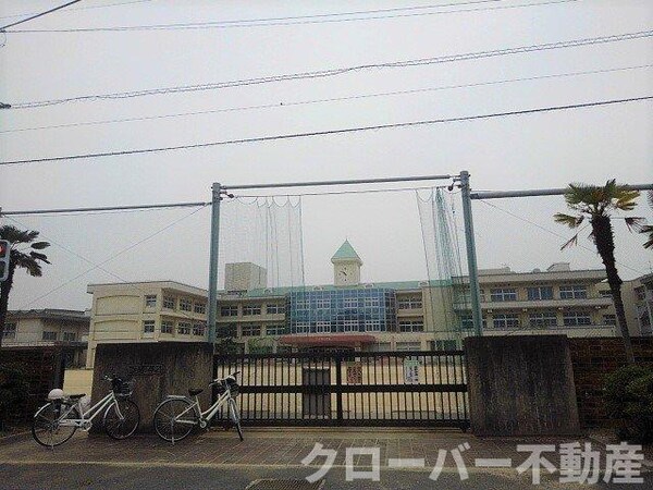 周辺環境(三豊市立詫間小学校まで500m)