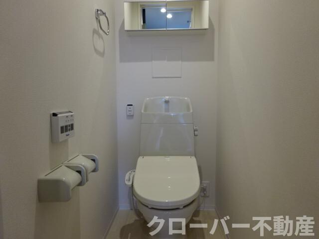 物件内観写真7　(シャワー付トイレ（イメージ）)