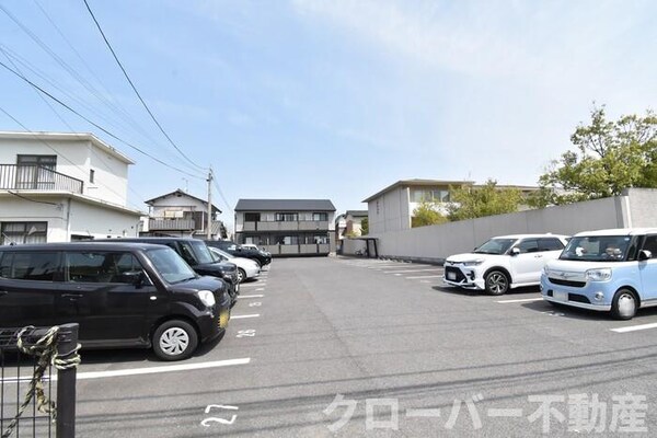 駐車場(駐車場)