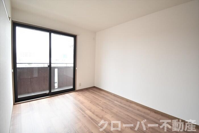 物件内観写真7　(洋室６帖)