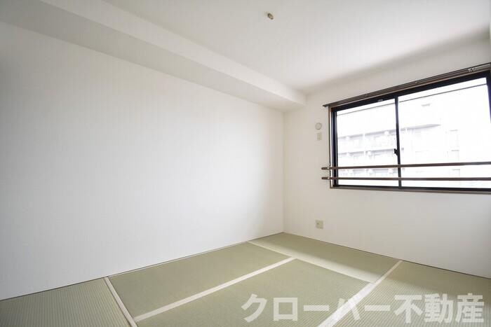 物件内観写真15　(和室６帖)