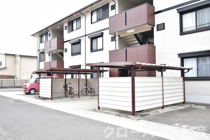 物件内観写真16　(駐輪場)